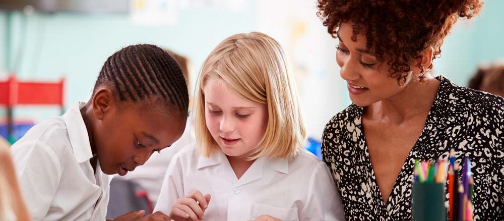 How to be a successful Teaching Assistant in the UK